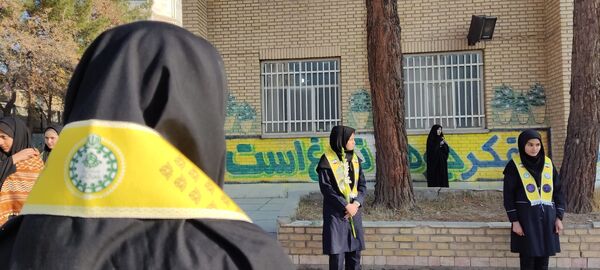مراسم وداع با شهید گمنام در دبیرستان شهید هاشمی نژاد نیشابور