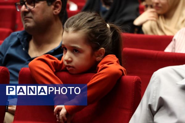 مراسم تجلیل از فرزندان فعالان رسانه یزد