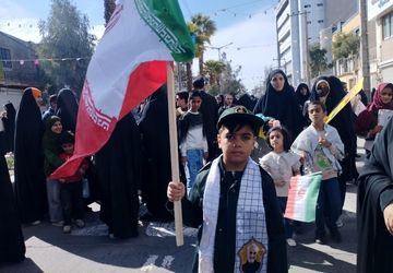 تجلی باشکوه وحدت در پایتخت اتحاد ایران/ خروش یکپارچه شیعه و سنی در راهپیمایی ۲۲ بهمن زاهدان