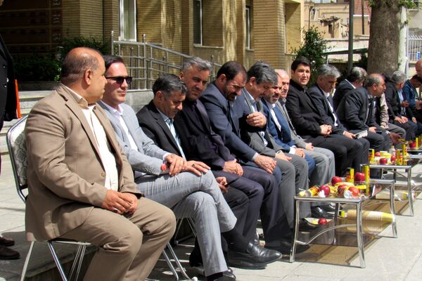 مرهمی بر زخم‌های کوچک؛ دلجویی استاندار کردستان از دانش‌آموزان کرجو