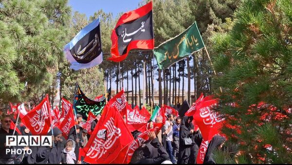 راهپیمایی دلدادگان و جاماندگان اربعین حسینی در شهرستان بیرجند