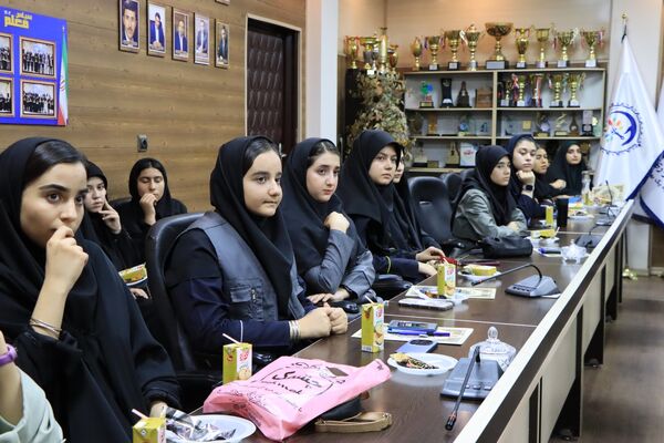 آیین تجلیل از خبرنگاران پانا ناحیه یک شهرستان بهارستان