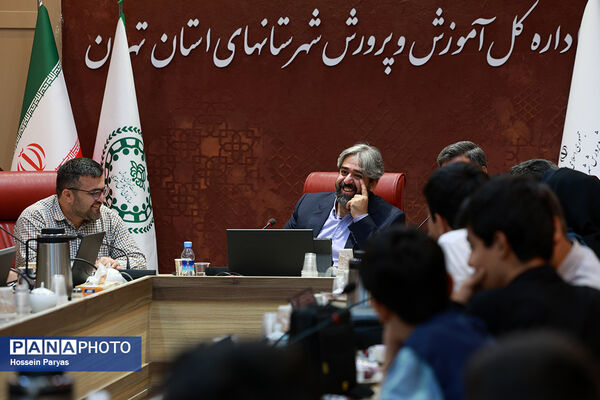 نشست صمیمی خبرنگاران پانا شهرستان‌های استان تهران با مدیرعامل خبرگزاری پانا