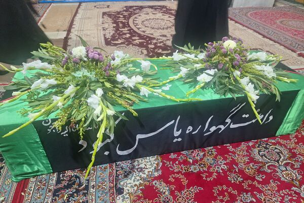 مراسم تشییع نمادین تابوت مطهر حضرت زهرا (س) در شیراز