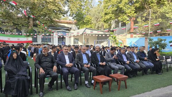 هفته دفاع مقدس سند افتخار ایران اسلامی و تداوم راه شهدا