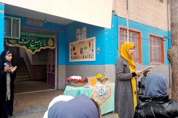 جشن میلاد آقا امام زمان(عج ) در دبستان نرجس بهارستان دو