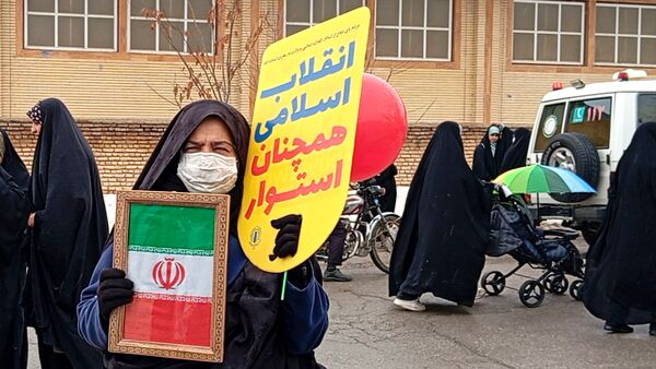 حاشیه نگاری حضور مردم شهر بن در راهپیمایی ۲۲ بهمن ۱۴۰۴