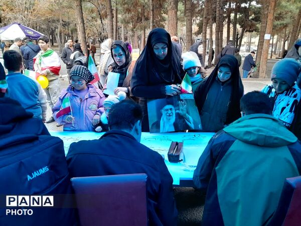 حضور پُررنگ هنرمندان در راهپیمایی روز جهانی قدس