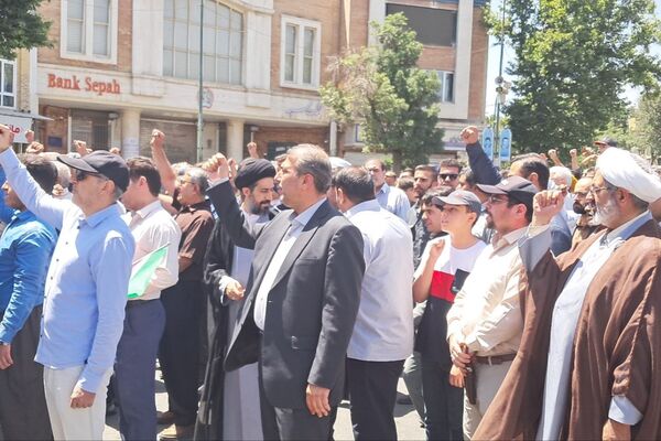 خروش مردم سنندج در راهپیمایی جمعه خشم و نصر