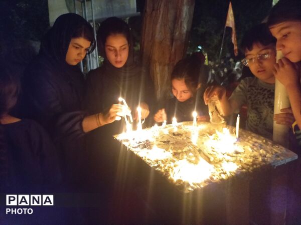 مراسم شام غریبان شهدای دشت کربلا در حسینیه امام خمینی (ره) 