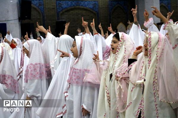 جشن فرشته‌ها، جشن بندگی 
