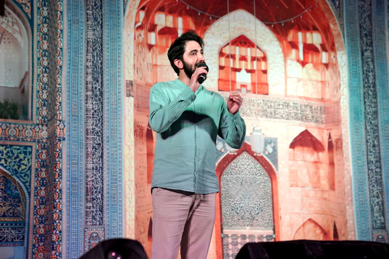 جشنی دهه کرامت در حرم زینبیه