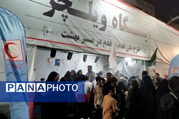 موکب‌های عزاداری در جای جای مشهد، جلوه‌ای از عشق و ماتم در شب سالروز شهادت امام رضا (ع)