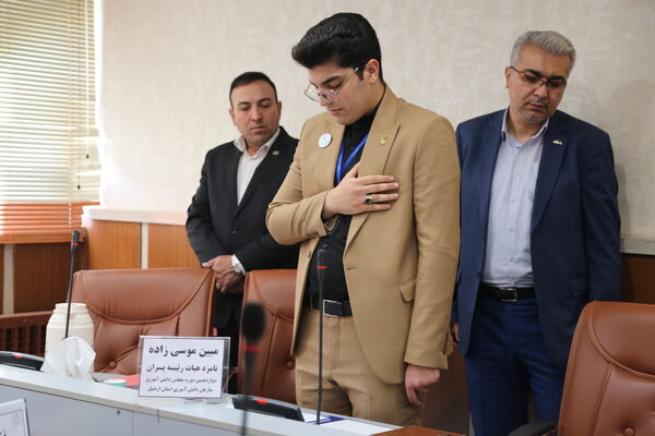 افتتاح دوازدهمین دوره مجلس دانش‌آموزی با شرکت نمایندگان  استان اردبیل