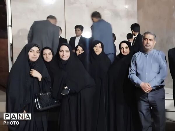 حضور حماسی مردم و فرهنگیان ناحیه ۶ در اجتماع بزرگ «یاوران ولایت»
