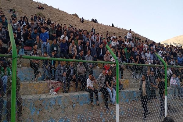 جشنواره بازی های بومی محلی در شهر بار نیشابور