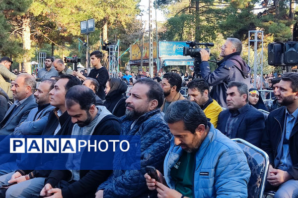 جشن بزرگ انتخاب کرمانشاه به عنوان پایتخت فرهنگی شهرهای آسیایی