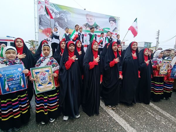 جشن تولد چهل و هفت سالگی انقلاب در گلوگاه 