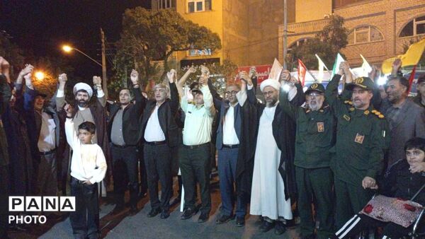 حضور فرمانده سپاه عاشورا در تجمعات شبانه مردمی شهرستان اهر 