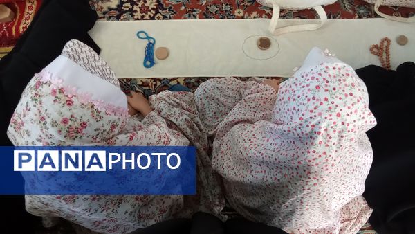 مظهر عزم ملی، نماز جمعه است