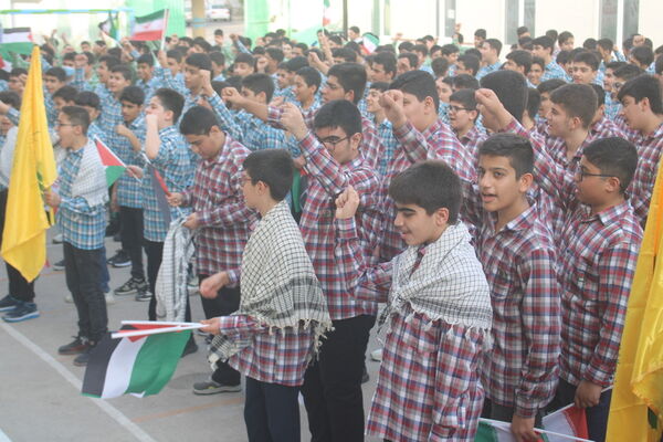 زنگ آغاز نصرالله در مدارس بوشهر
