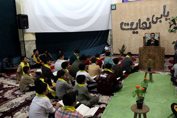 مراسم معنوی اعتکاف دانش‌آموزان پسر یزدی در فهرج