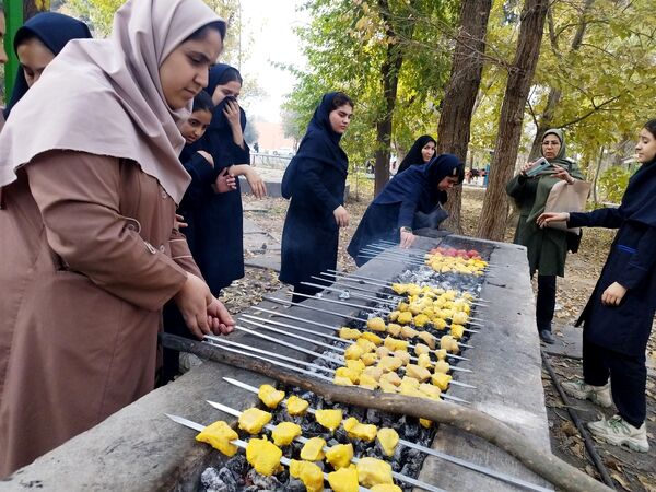 اردوی طرح تمشک دانش‌آموزان ناحیه یک بهارستان