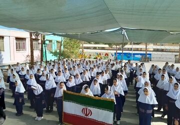 جشن روز دانش‌آموز در مدرسه پیروزی سمنان