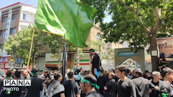 خیابان‌های تویسرکان میزبان دسته‌های عزاداری شد