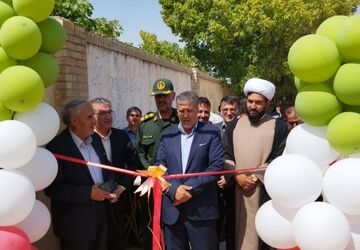 افتتاح چمن مصنوعی شهید ماکان نصیری روستای آروق ملکان به مناسبت هفته دولت