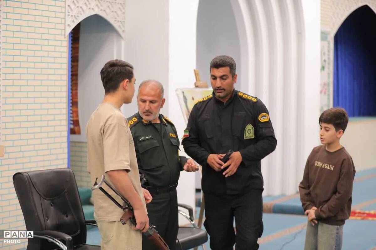 پوییش «جان‌فدا» تمرین آمادگی در مصلی امام خمینی هشتگرد
