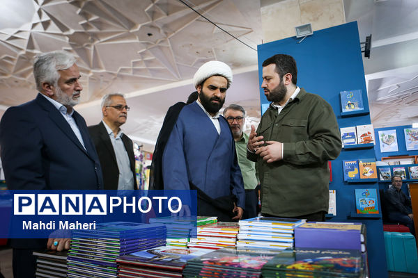 بازدید معاون پرورشی و فرهنگی وزارت آموزش و پرورش از سی‌وپنجمین نمایشگاه بین‌المللی کتاب تهران