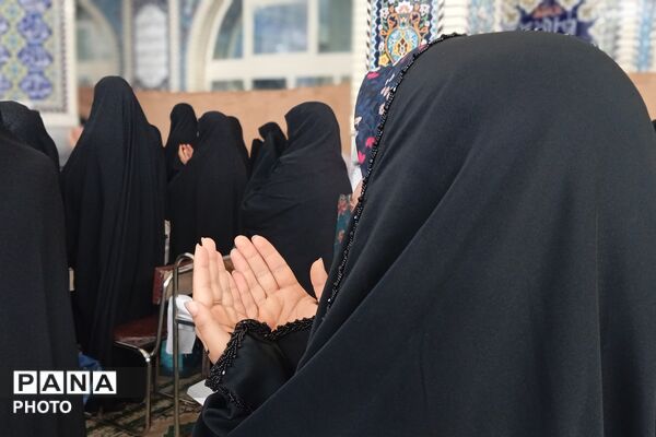 اقامهٔ باشکوه نماز عید قربان 