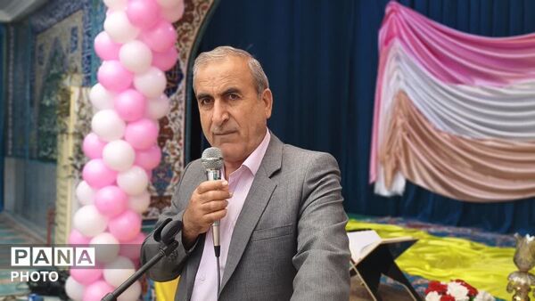 جشن تکلیف دانش‌آموزان دختر در شهرستان دهدشت