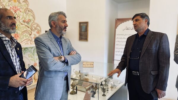 بزرگداشت‌ هفته پیوند و تجلیل از انجمن‌های اولیا و مربیان برتر استان مرکزی در سطح کشور