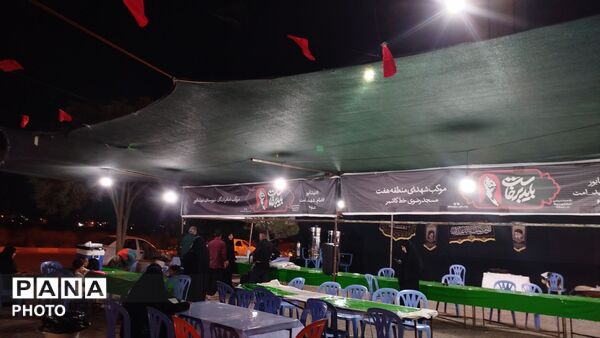 خدمت رسانی موکب ابناء الحسین در صد و بیست و نهمین شب