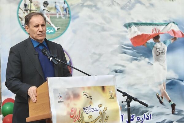 ورزش دانش‌آموزی رکن اساسی تربیت متوازن است
