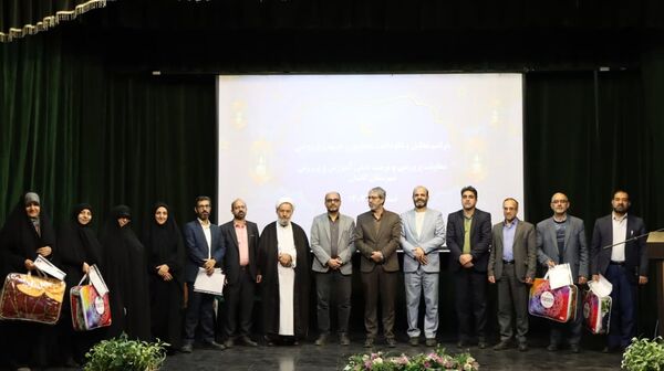مراسم تجلیل و نکوداشت معاونان و مربیان پرورشی در کاشان