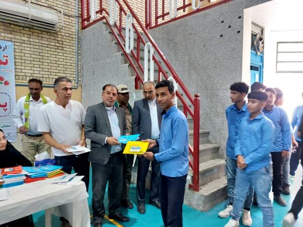 اردوی تمشک پسران شهرستان‌های جنوبی استان بوشهر در کنگان
