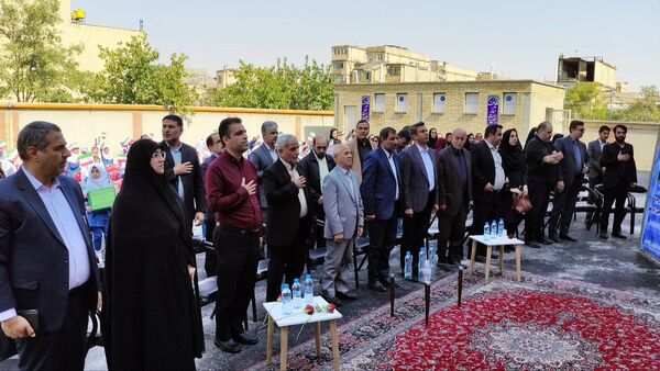 بهره‌برداری از دبستان ۱۲ کلاسه حسن‌زاده در مشهد 