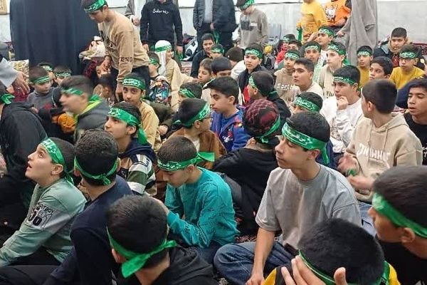 اعتکاف دانش‌آموزی در زرقان