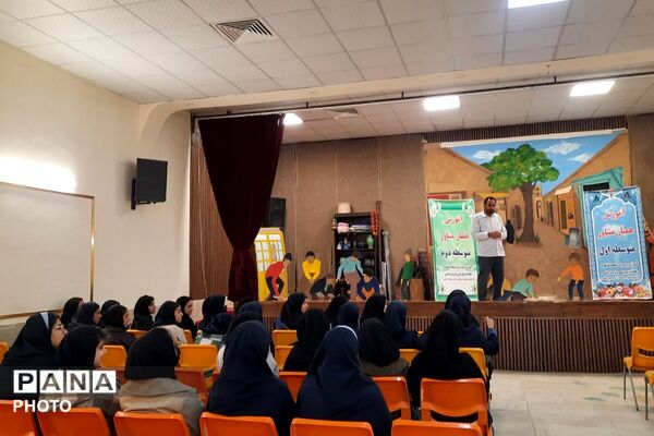 همایش همیاران مشاور دختران متوسطه اول و دوم در کانون شهید آوینی 