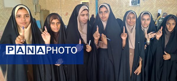 برگزاری انتخابات شورای دانش‌آموزی در مدارس سندرک