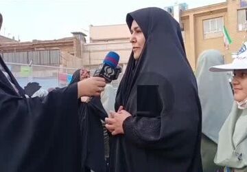 برپایی بازارچه دانش‌آموزی «شب یلدا» در مدرسه محدثه قم