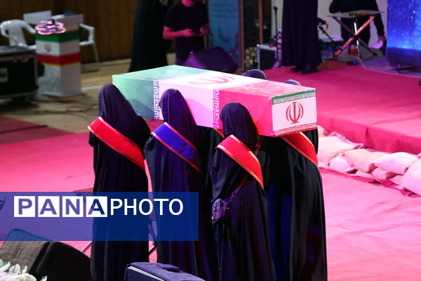 اجلاسیه شهدای دانش‌آموز استان قم