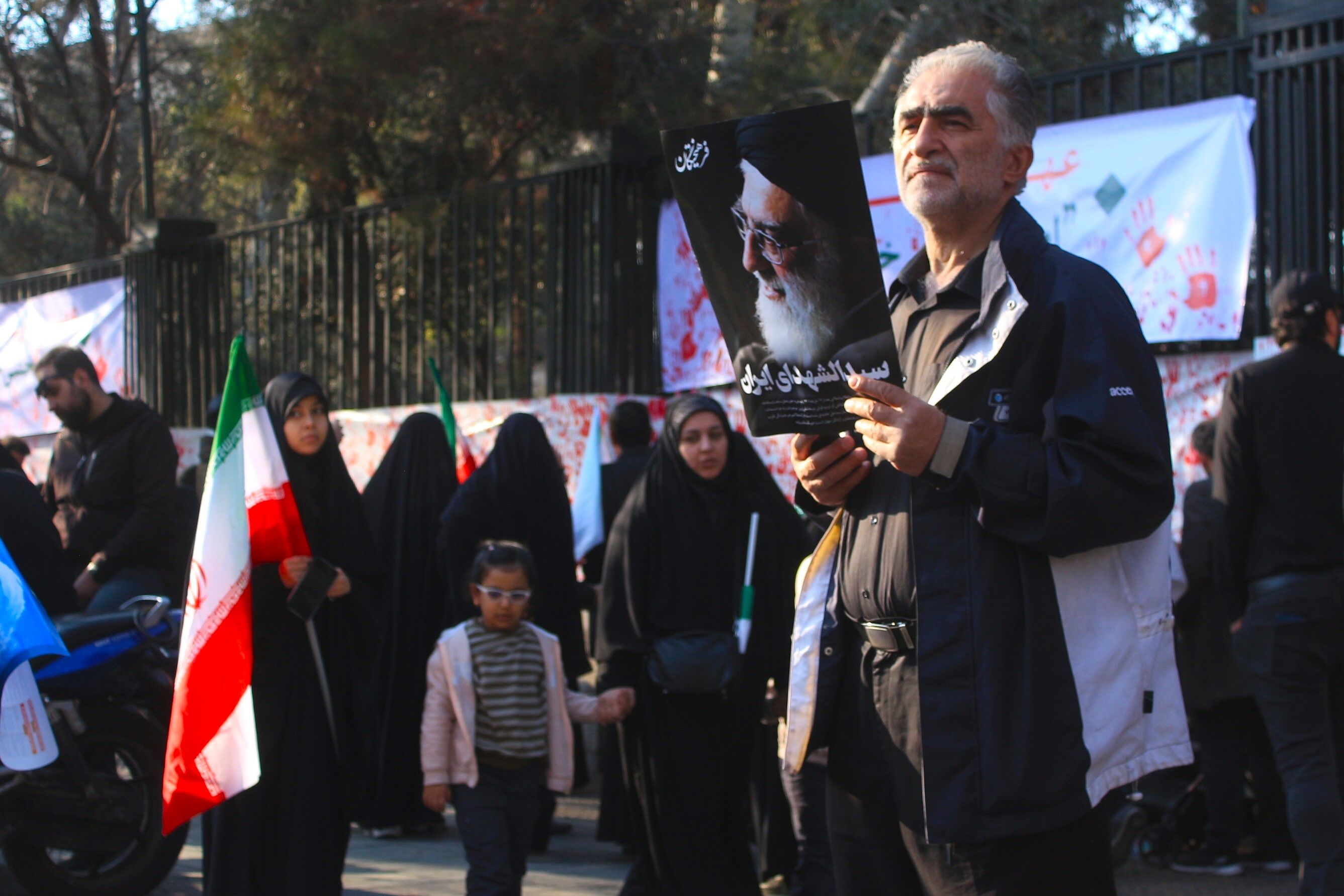 بیعت مردم تهران با سومین رهبر انقلاب