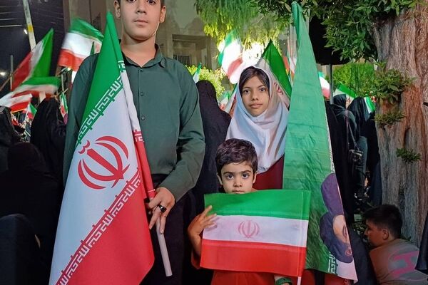 مدافعان جیرفت با رهبرشان تجدید پیمان کردند