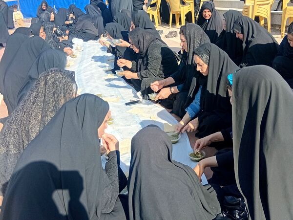 برگزاری مراسم پرفیض دعای ندبه در تپه نورالشهدا شهر نقنه