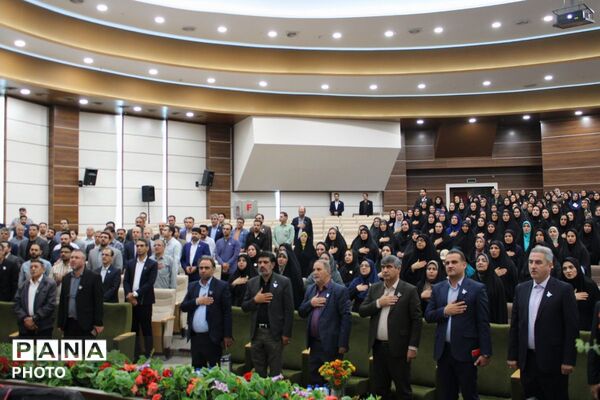 مراسم بزرگداشت مقام معلم در پردیس
