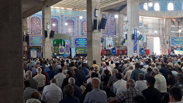 نماز جمعه در آخرین جمعه ماه محرم 